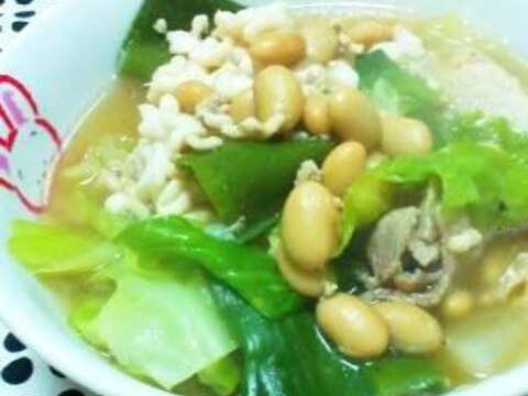 野菜と豆がたっぷりの白だし鍋